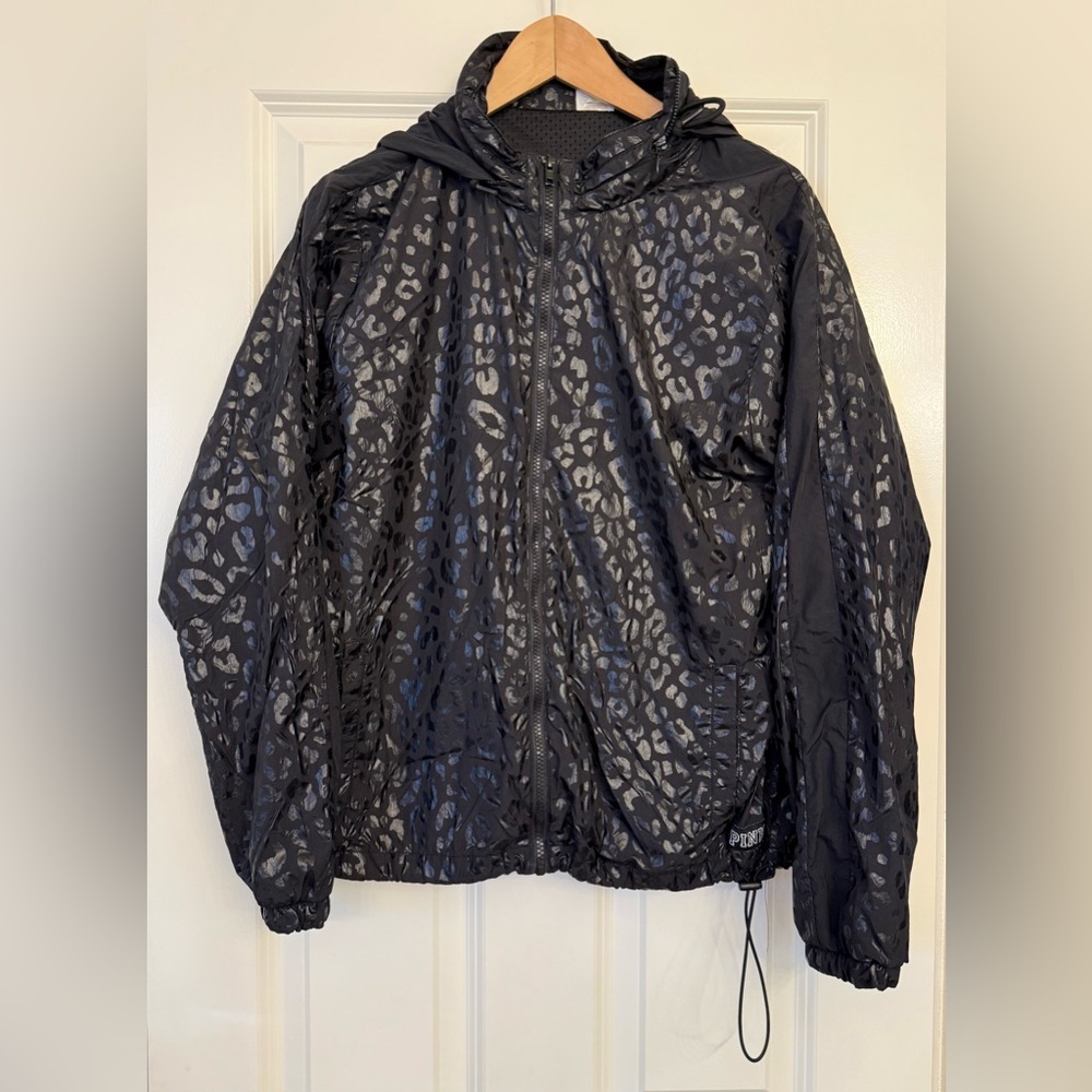 Victoria’s Secret PINK Black Leopard Print Hooded Windbreaker Jacket Size XS/S
